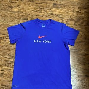 Nike tee
